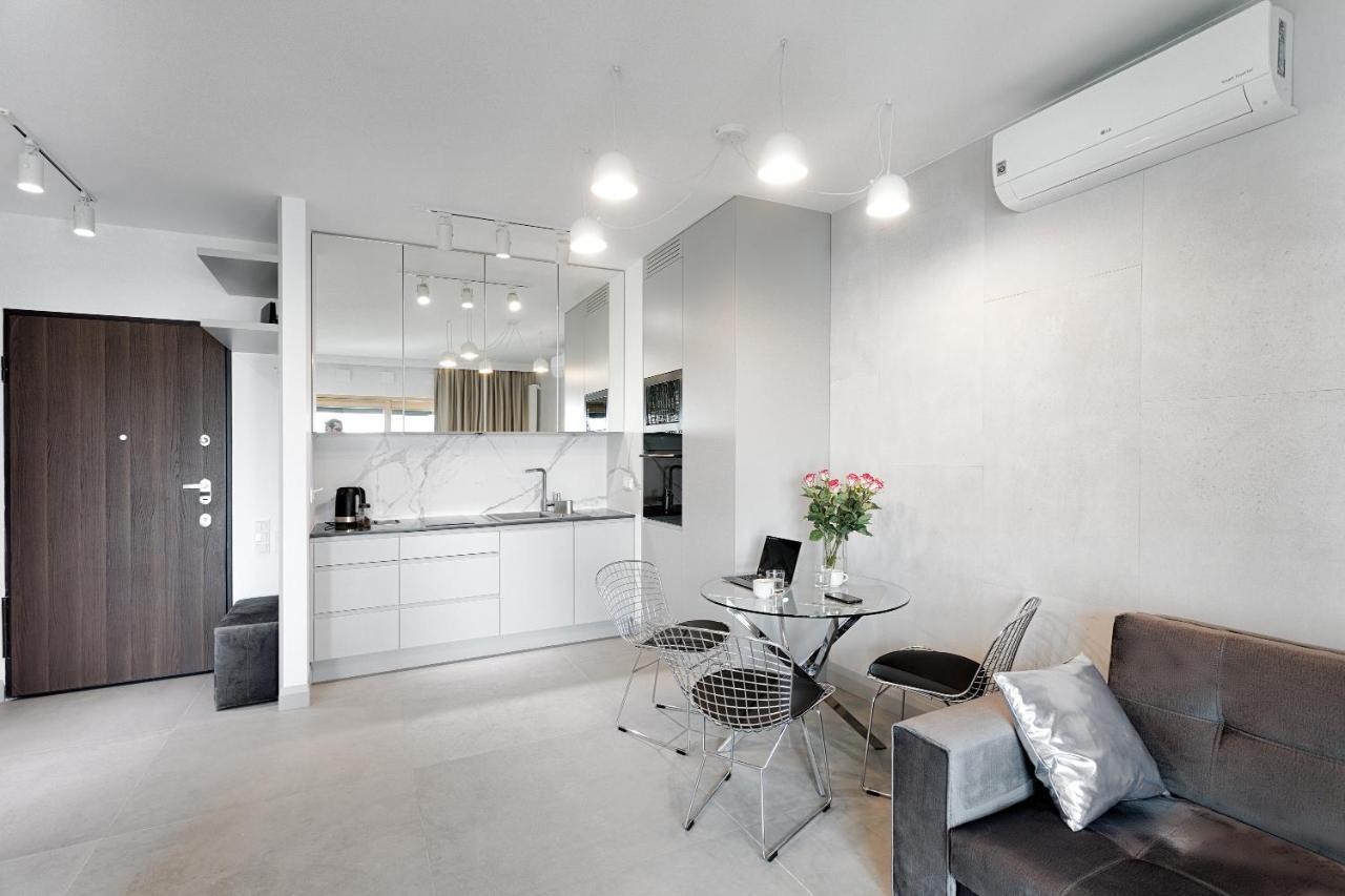 Mennica Residence Luxury Location وارسو المظهر الخارجي الصورة