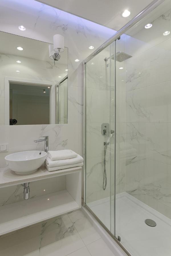 Mennica Residence Luxury Location وارسو المظهر الخارجي الصورة