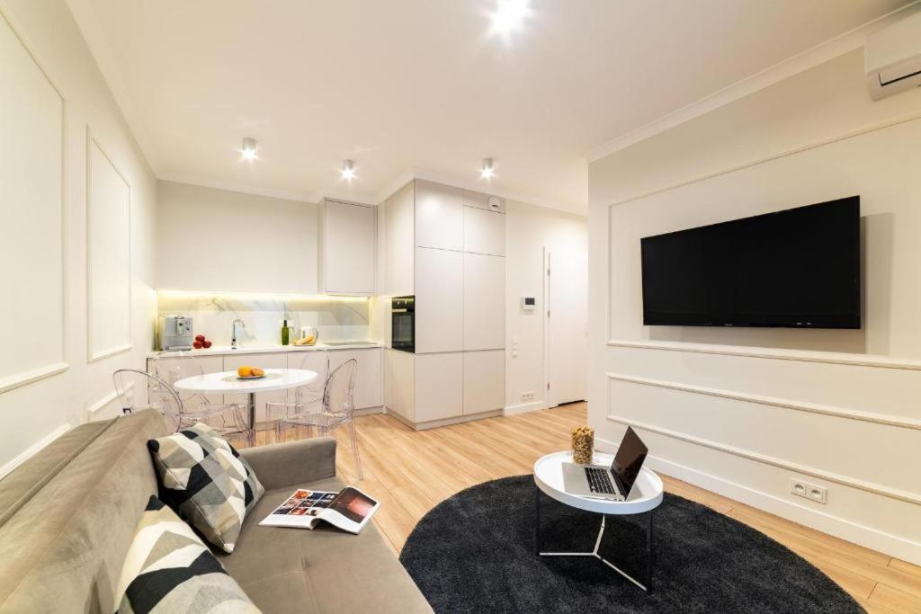 Mennica Residence Luxury Location وارسو المظهر الخارجي الصورة