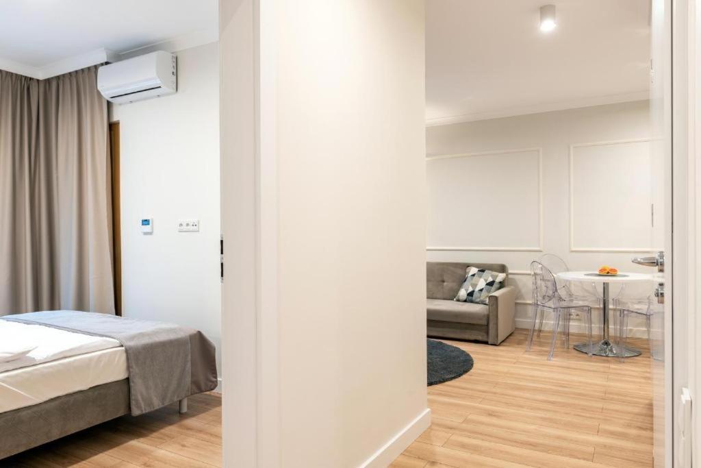 Mennica Residence Luxury Location وارسو المظهر الخارجي الصورة